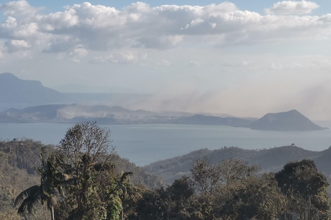 私人观光：大雅台高地和塔尔火山游船私人观光：大雅台中部地区和塔尔火山游船