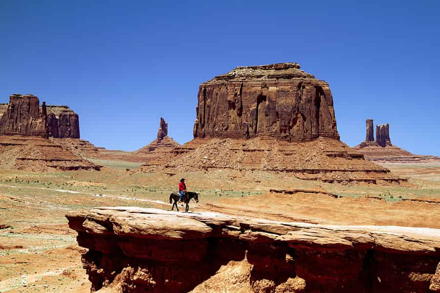 Moab: Geführter Ausritt auf einem Pferd oder Maultier mit Blick auf den Canyon. Foto: GetYourGuide