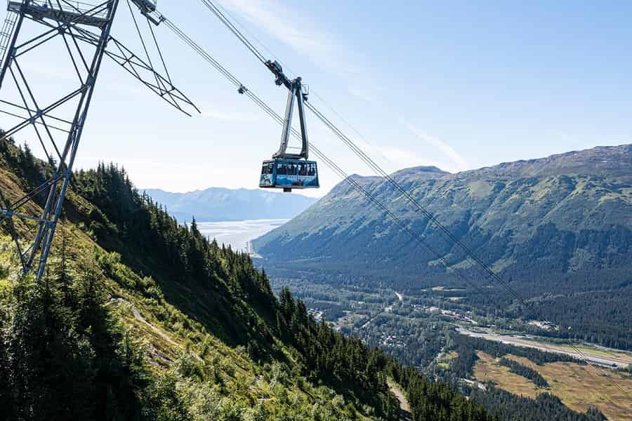 Girdwood: Aussicht und Bier mit Luftseilbahn und Brauerei. Foto: GetYourGuide Girdwood: Aussicht und Bier mit Luftseilbahn und Brauerei. Foto: GetYourGuide
