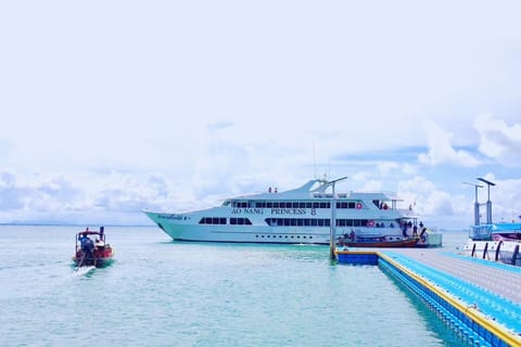 Phuket: One-Way Ferry Transfer From Phuket to RaiLay