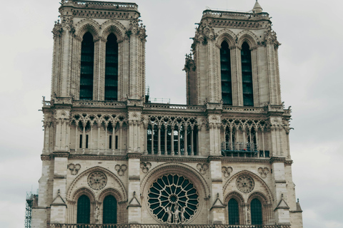 Paris: Notre Dame Interior Guided Tour with Entry Included Private Guided Interior Tour in English