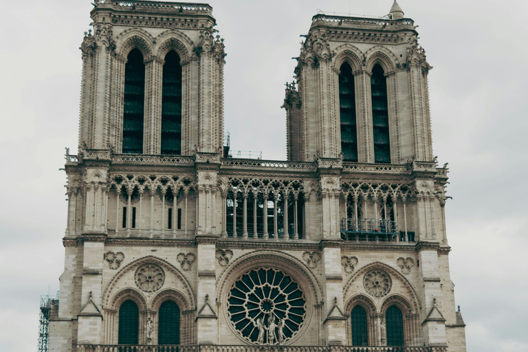 Paris: Notre Dame Interior Guided Tour with Entry Included Private Guided Interior Tour in English
