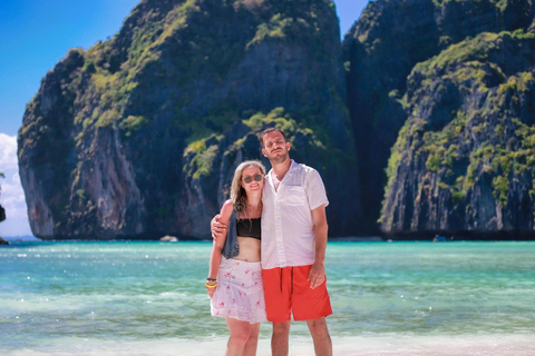 Phuket: Lyxig katamarankryssning till Maya Bay och Khai IslandUpphämtning av hotell i Phuket