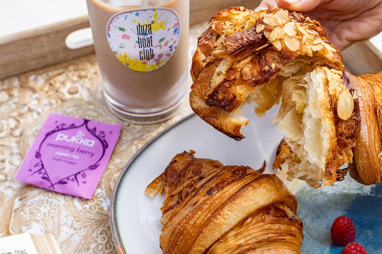 Ibiza: Half Day Pass at Ibiza Boat Club with Brunch & Drinks Bottomless Brunch Boat Party: General Admission