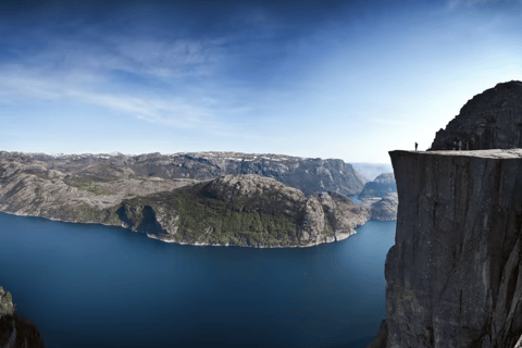Från Haugsund: Preikestolen (Predikstolens klippa) Guidad dagsutflykt