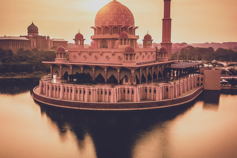 Putrajaya Full-Day Private Tour - Stunning Planned Capital