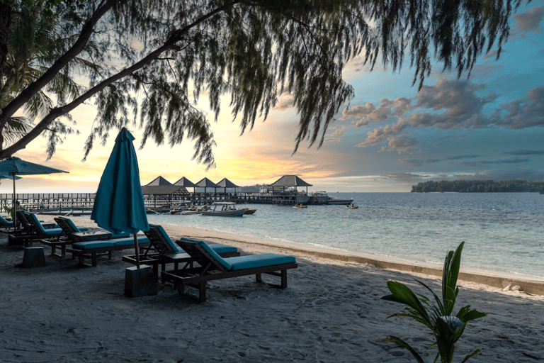 Jakarta: Sepa Thousand Islands Resort with Infinity Pool