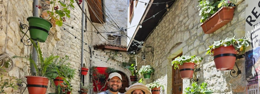 Depuis Tirana : excursion semi-privée à Berat et au lac de Belsh