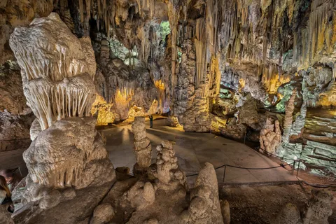 Excursión a las Cuevas de Nerja, Nerja ciudad y Frigiliana