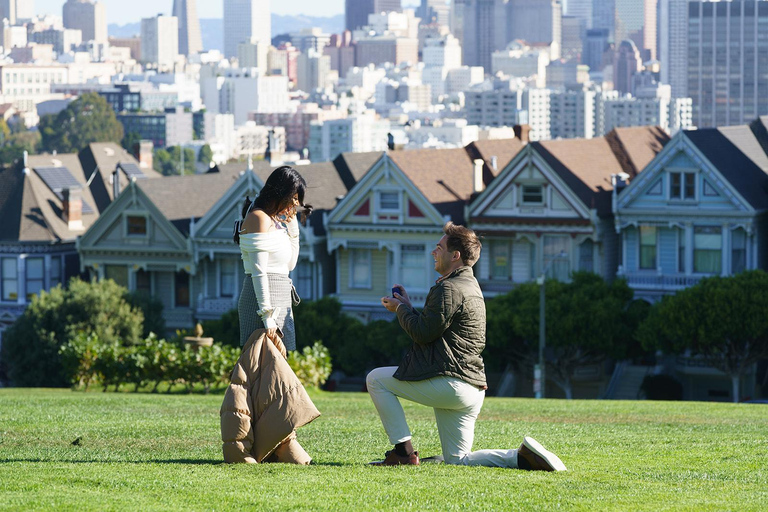 Private Vacation Photography Session with Local Photographer Hire a Professional Photographer for a Surprise Engagement