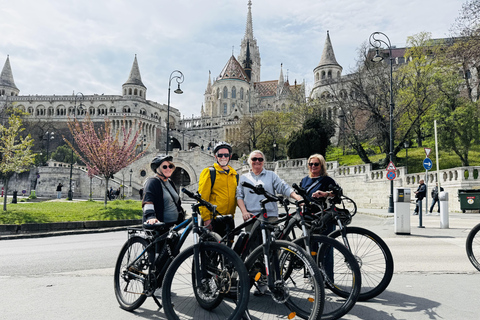 Budapest: Complete E-Bike Tour of Buda & Pest Highlights