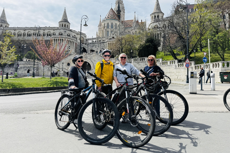 Budapest: Complete E-Bike Tour of Buda & Pest Highlights
