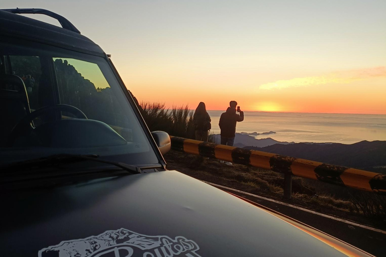 De 0 a 1818 metros até o nascer do sol no Pico do Arieiro