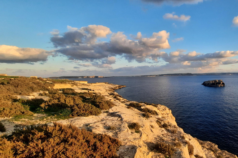 Gozo Unveiled Hiking: A Guided Hike Tour in Gozo- South East