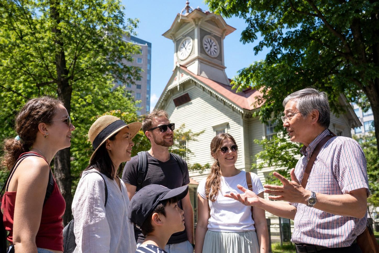 Sapporo: Guided Photo and Food Walking Tour
