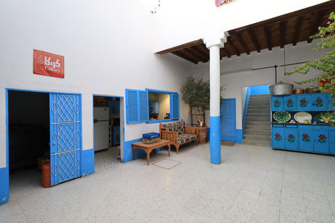 Riade: experimenta a vida saudita durante a década de 1970 com almoçoTour of the house with a meal ( 6 Person )