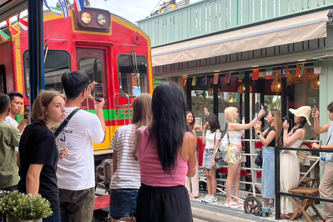 Bangkok: Floating Damnoen Saduak and Mae Klong Train Markets