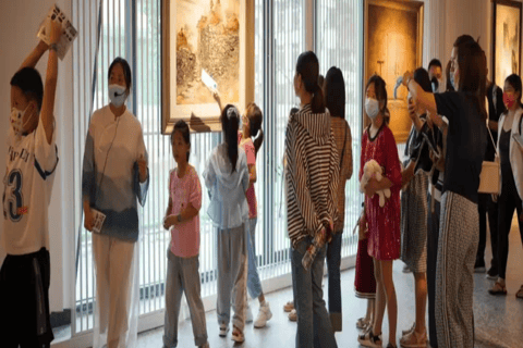 Zhangjiajie: Sandstone Painting Creation Workshop