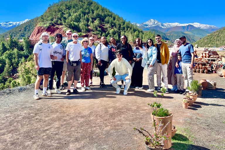 马拉喀什：乌里卡山谷一日旅行：导游徒步和午餐马拉喀什：奥里卡山谷一日旅行：导游徒步和午餐