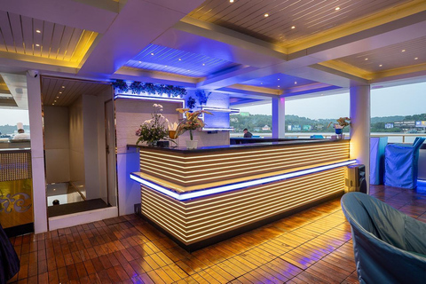 Luxe dinercruise met het gezin in Goa