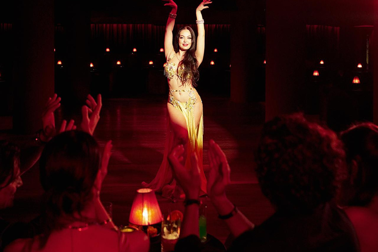 Hurghada: Naz Cabaret ticket with beverages Naz Cabaret - Ticket