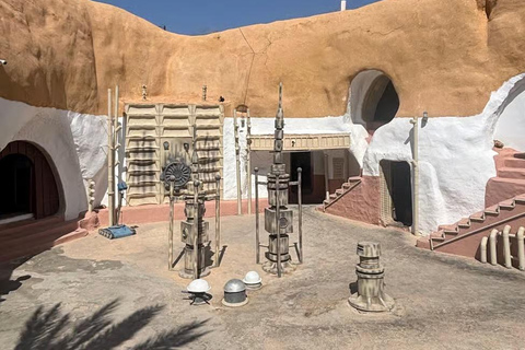 2-Day Sahara Escape: Ksar Ghilane Oasis & Desert Camp 2-Day Sahara Escape: from Mahdia