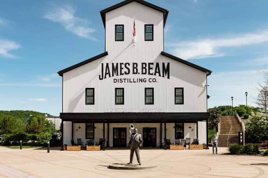 Clermont: Tour durch die Beam Made Bourbon Distillery. Foto: GetYourGuide Clermont: Tour durch die Beam Made Bourbon Distillery. Foto: GetYourGuide
