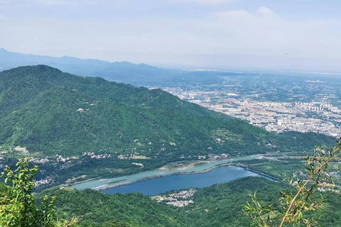 Chengdu Hiking in Yunhua Mountain Landscape & Secret Temple