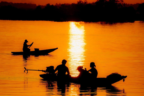 Hue: Tam Giang Lagoon Half-Day Adventure & Fisherman’s Feast Private Tour
