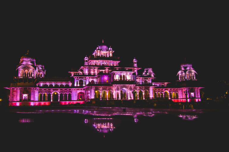 Tour particular à noite em Jaipur com o pôr do sol no Templo do MacacoPasseio noturno em Jaipur de carro