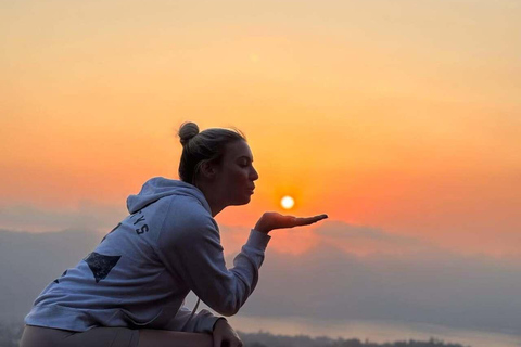 Bali: Mount Batur Sunrise Jeep Tour with Hot Springs