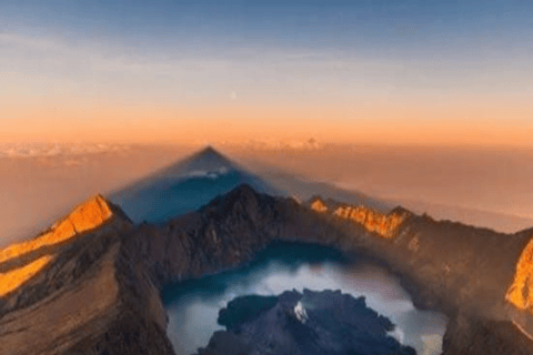 Mount Rinjani Trekking 3D/2N Via Sembalun Finish Torean