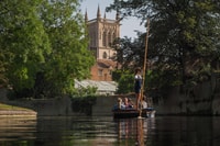Cambridge, Guided Shared River Punting Tour - Housity