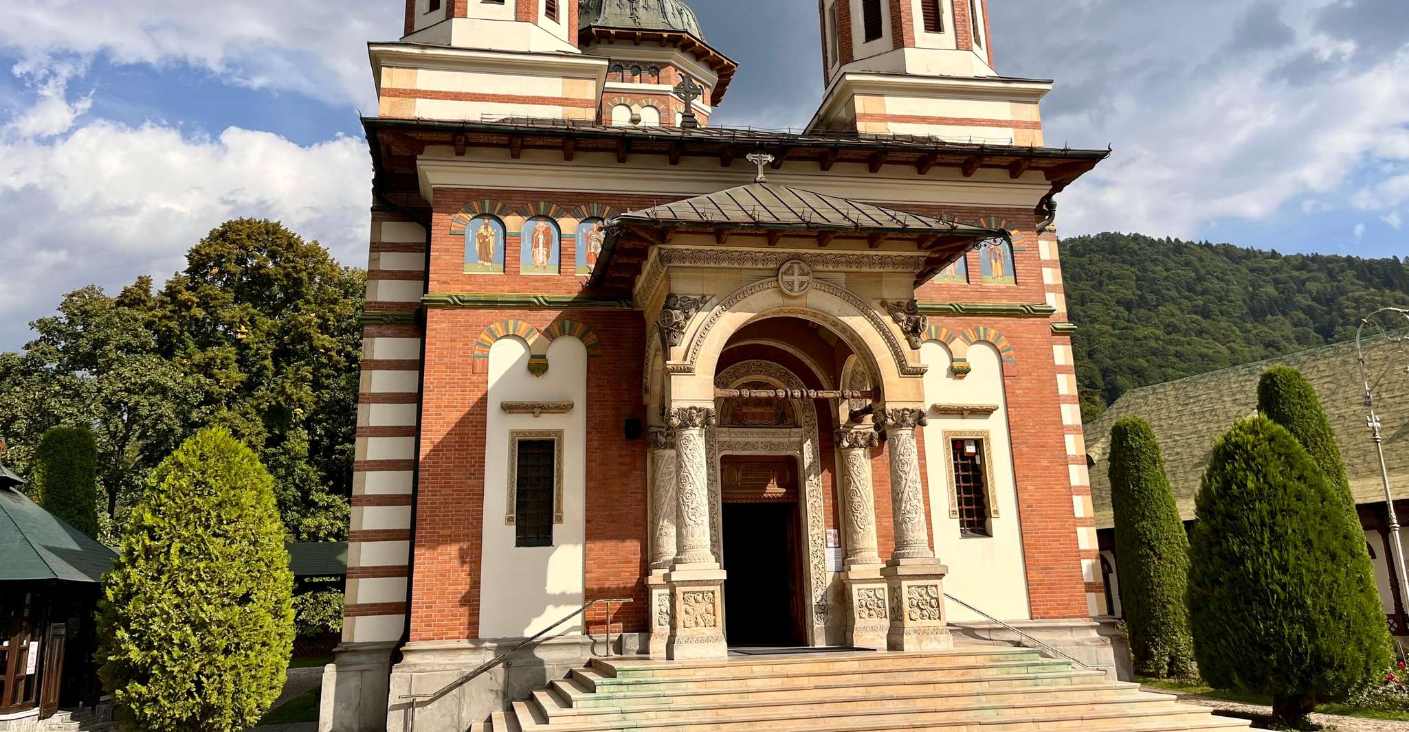 Depuis Brasov, visite des châteaux et des environs - Hizvo