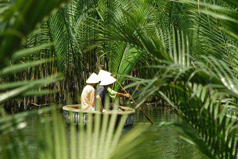 Da Nang : Visite de la vieille ville de Hoi An et du village de noix de coco de Cam Thanh