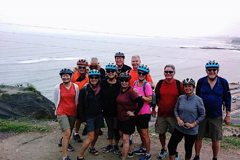 Lima: passeio de bicicleta por Miraflores, Barranco e Morro SolarPasseio de bicicleta por Lima - ao longo da costa