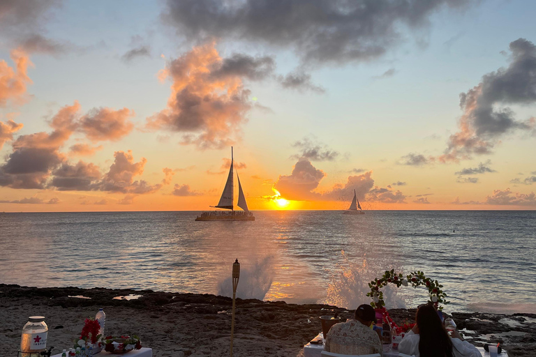 La migliore esperienza di sorseggio e pittura di Aruba - Island Inspiration