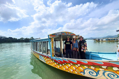 Tour en barco del dragón de Hue: Explora la Pagoda Thien Mu y las Tumbas Reales