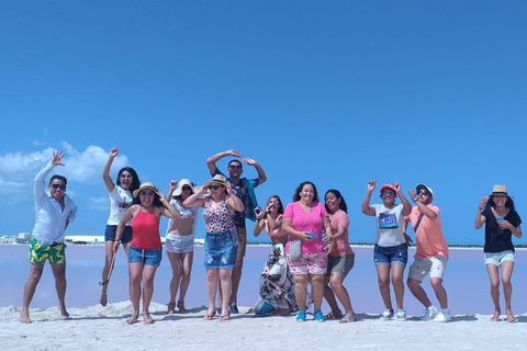 Excursión a Ría Lagartos, Coloradas y Playa CancúnitoMerida: Ria Lagartos, Coloradas &amp; Cancunito Beach Excursion