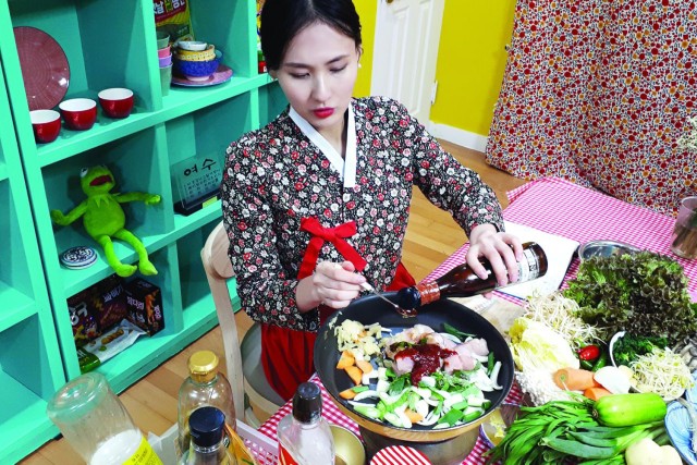 Visit Seoul Korean Cooking Class at a Local Home and Market Tour in Seul, Coreia do Sul