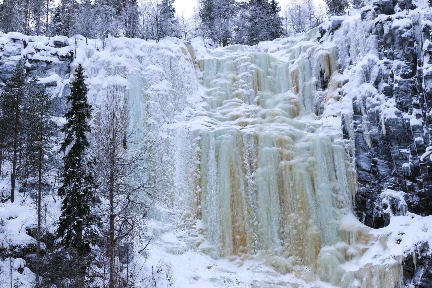 From Rovaniemi: Korouoma & Auttiköngäs Frozen Waterfalls