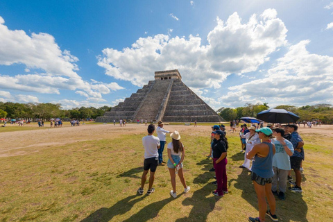 Chichen Itza: Visit the ruins, sacred cenote and Valladolid Classic Tour from Cancun