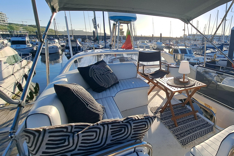 Porto: Luxury Yacht Tour of the 6 Bridges and Douro Estuary Sunset Tour