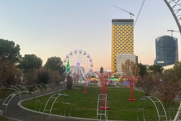 Tirana : Visite à pied des attractions du centre historique