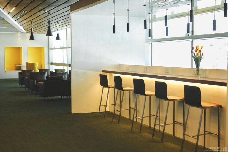 Da Nang: International Airport Lounge Access by DragonPass Domestic T: Vietnam Airlines Lounge (Domestic Departure)