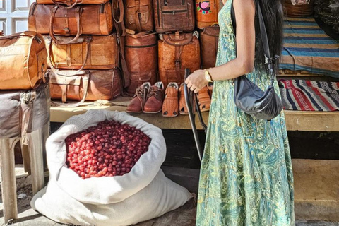 Delhi: Luxury Wedding Shopping Tour with Private Car