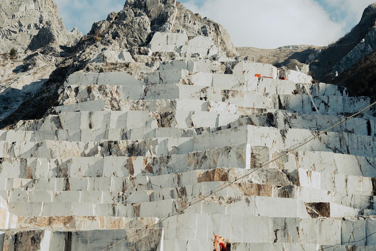 Carrara: Michelangelo Quarries and Carrara Art Studios Tour