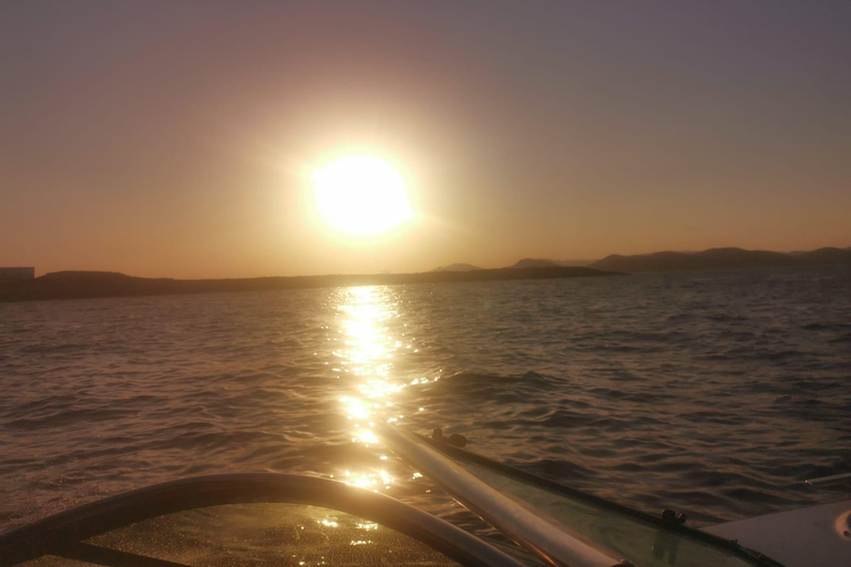 Tour en barco por Ibiza : navega por aguas cristalinas