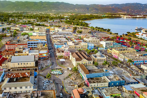 Montego Bay: Excursão de compras e praia a partir de Montego Bay