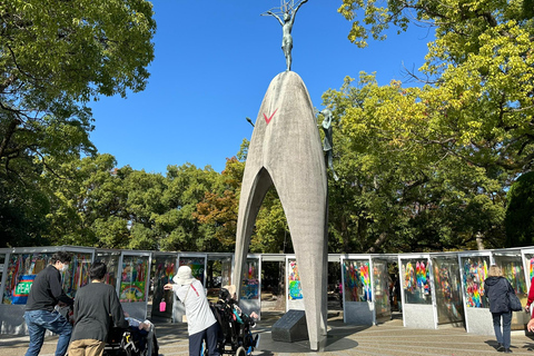 Hiroshima &amp; Miyajima UNESCO 1 dag bustourVanaf JR Hiroshima Station (zonder lunch)